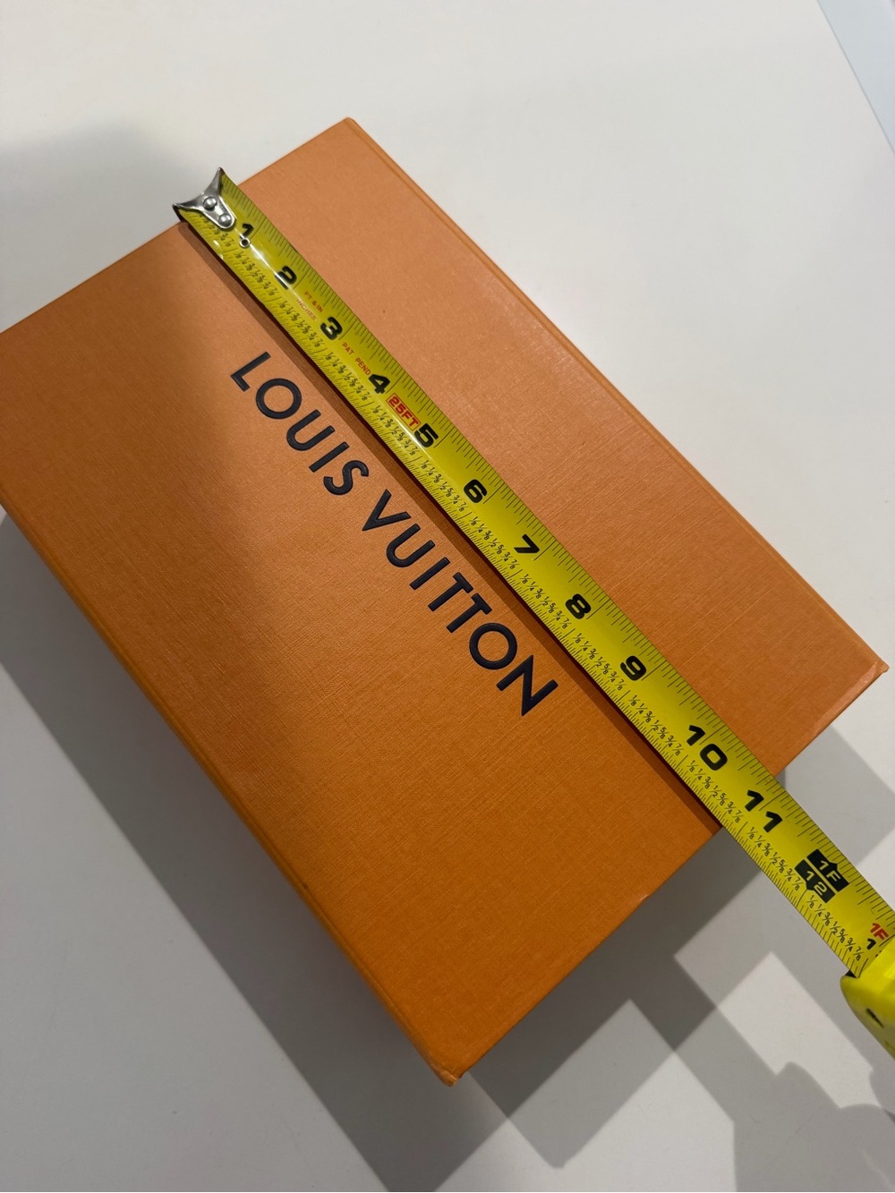 Louis Vuitton Orange Presentation Box with Black Logo - Picture 5 of 5